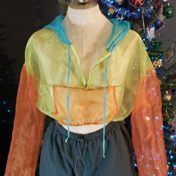 Top - Picture 3 of 5